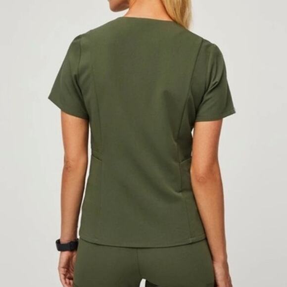 FIGS Women’s L Dark Olive Bristol Slim Henley Scrub Top Modern Medical Work RN - Picture 3 of 12